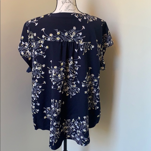 Croft & Barrow Floral Print Blouse - Picture 4 of 7